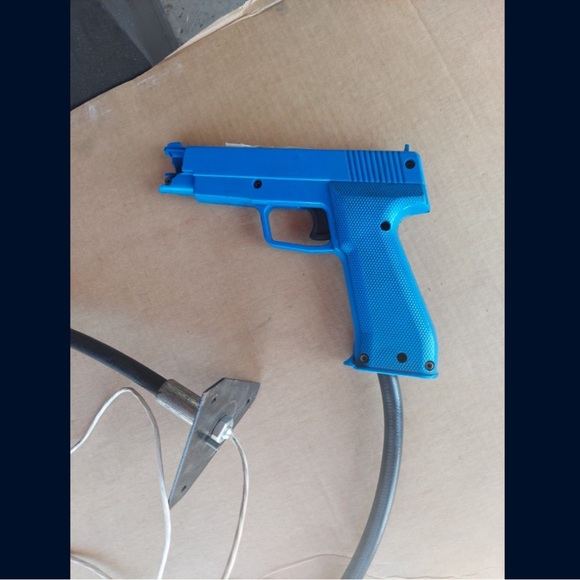 Happ Blue Arcade Light Gun for Parts - Picture 2 of 4